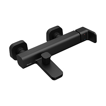 Смесители для ванны 10° Free black